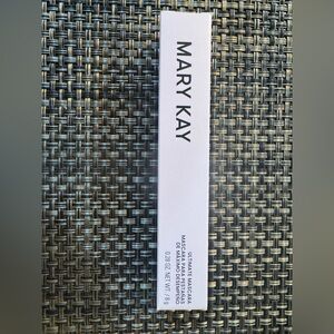 Mary Kay Ultimate Mascara in Black